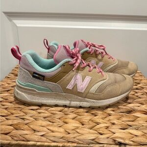 New Balance 997
